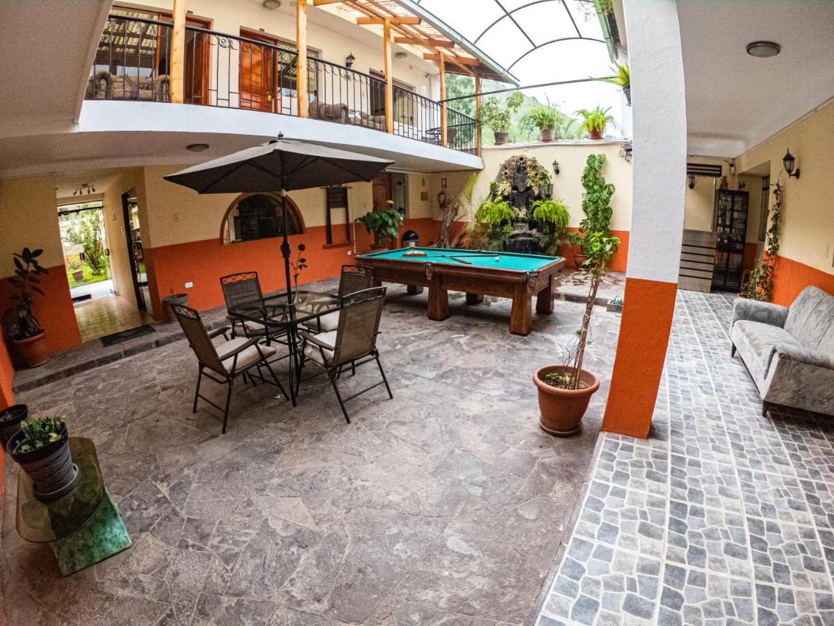 Hotel Los Laureles Calca Exterior photo