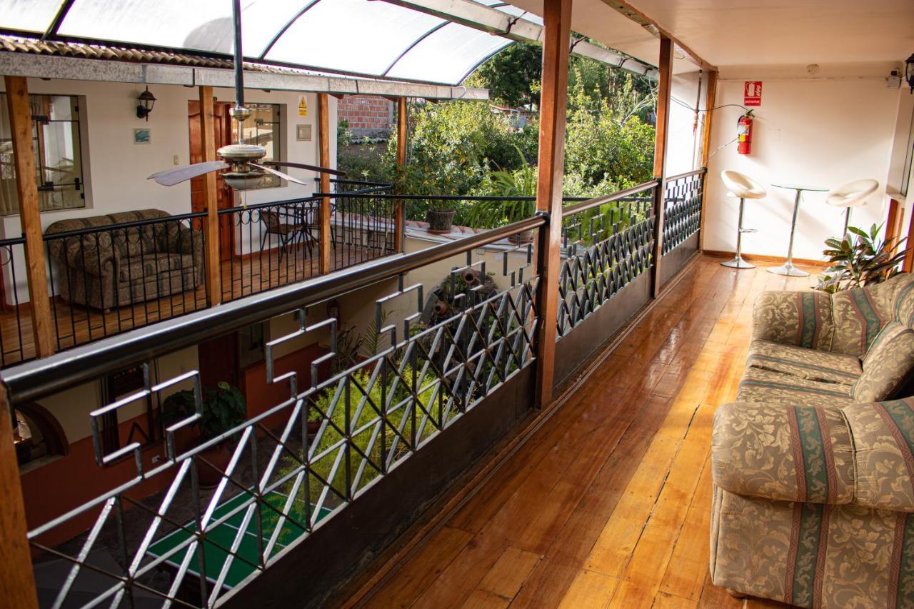 Hotel Los Laureles Calca Exterior photo