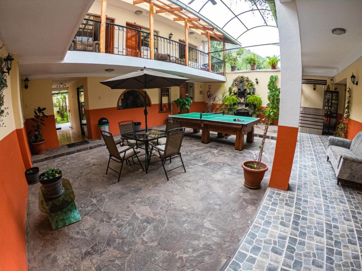 Hotel Los Laureles Calca Exterior photo