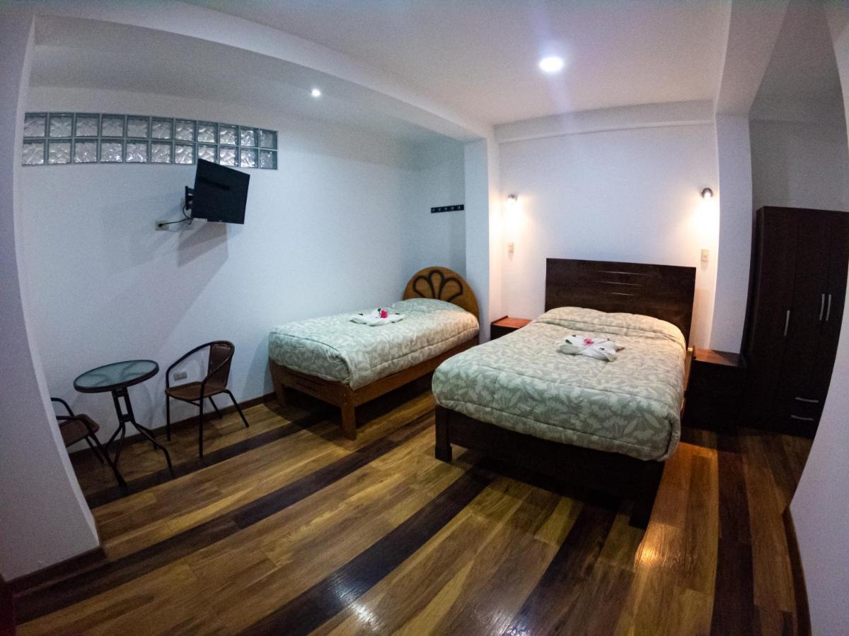 Hotel Los Laureles Calca Exterior photo