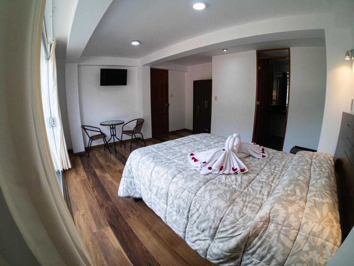 Hotel Los Laureles Calca Exterior photo