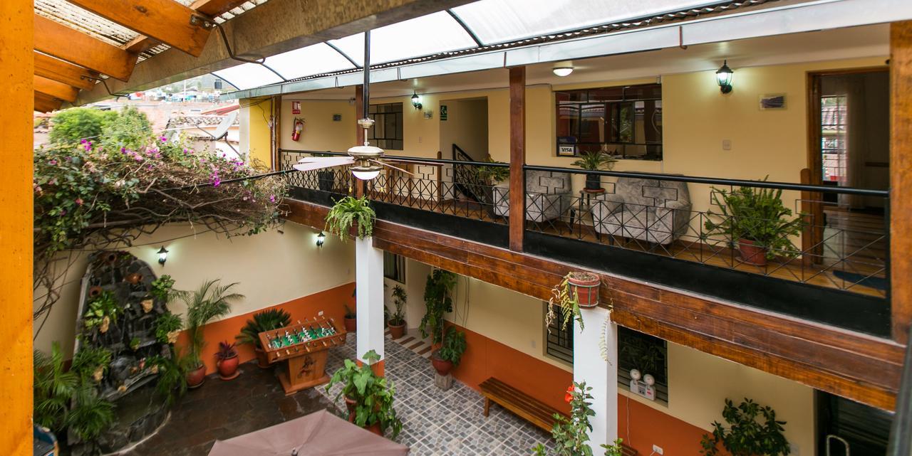 Hotel Los Laureles Calca Exterior photo
